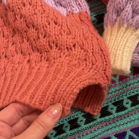 NWOT Boho Sweater by Debut with Balloon sleeves we all want in a Cozy knit 🧶🤍 - Picture 9 of 10